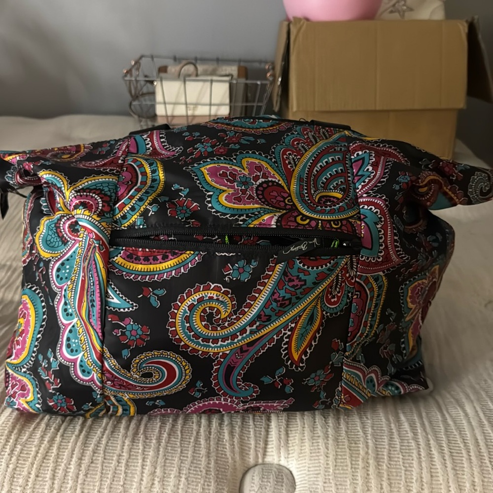 Vera Bradley bag!!! Really big!!!